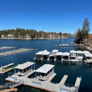 Beautiful Lakefront Condo home
