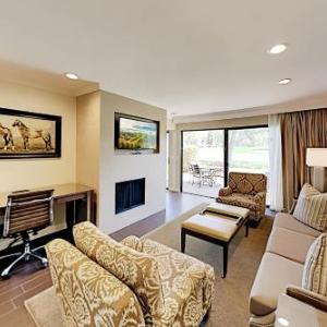 Chic Cottage by the Fairway - Pool & Tennis condo