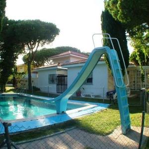 MAGNÍFICA VILLAROCHE 500 M. DE LA PLAYA PISCINA