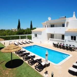 Sesmarias Villa Sleeps 15 with Pool Air Con and WiFi