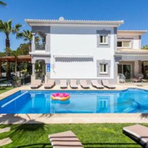 Terras Novas Villa Sleeps 18 with Pool Air Con and WiFi