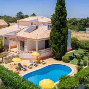 Villa in Gale de Cima Sleeps 7 includes Swimming pool Air Con and WiFi