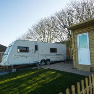 Charming 1-Bed House in Holyhead