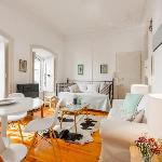 Spacious Bright and Sunny Apt By TimeCooler Lisbon