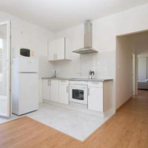 Apartment - 2 Bedrooms - 08563