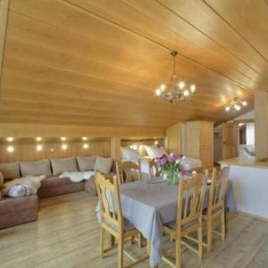 Golden GaPa Studio Penthouse 12