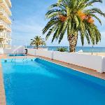 Investingspain Studio beach paradise front sea views swimming pool Sant Feliu de Guixols