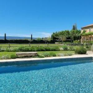 VILLA MAZANNE Vue sur Roussillon