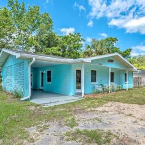 Bright Crystal River Home Walk to Boat Ramp!