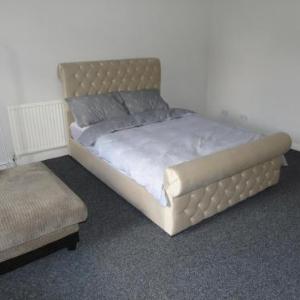 Great 2-Bed Apartment in Manchester next to trams