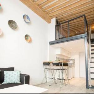 GuestReady - Modern Duplex for 3 people in the Heart of Lyon!