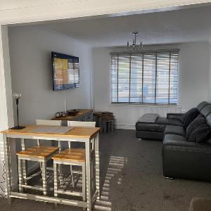 Riverside Park Ground Floor Apartment - St Neots