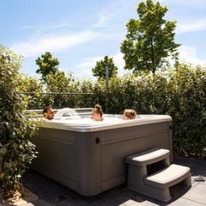 BB Deluxe 6 personen Jacuzzi