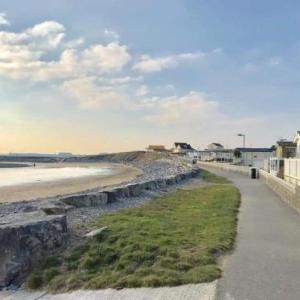 Inviting 3-Bed Caravan in Porthcawl