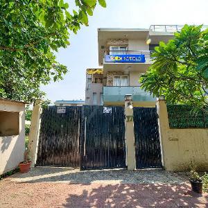 FabHotel Rivlet