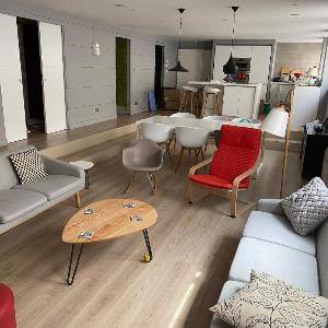 Beautiful Modern And Original Apartment Of 100 M2