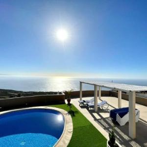 Bungalow with 2 bedrooms and ocean views in La Palma