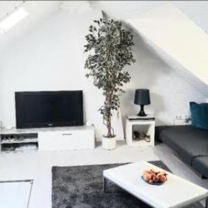 COLOGNE PRIVAT HOUSE - a52537