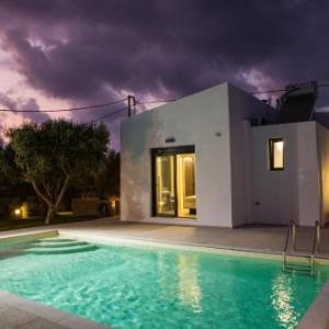 Villa Stavelia - Elegant villa close to the beach