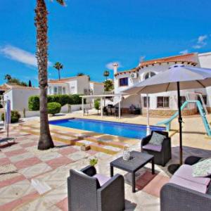 Aaron - holiday home with stunning views and private pool in Calpe