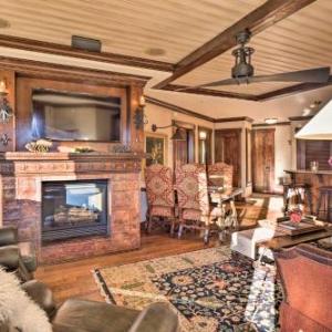 Elegant Ski-In and Ski-Out Condo with Hot Tub Access