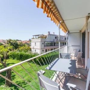 Bright 3 Apartment Near The Sea With Balcony