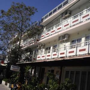Bristol Apartments