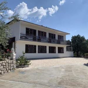 Apartments with parking space Silo Krk - 18770