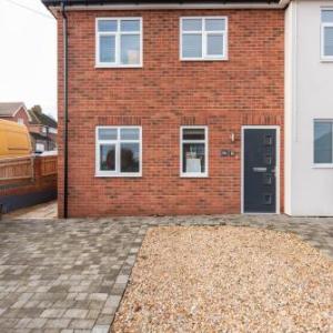 Sleek 1BD Pontac Apartment in the Heart of Didcot