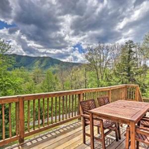 Beautiful A-Frame Cabin with Smoky Mtn Views!