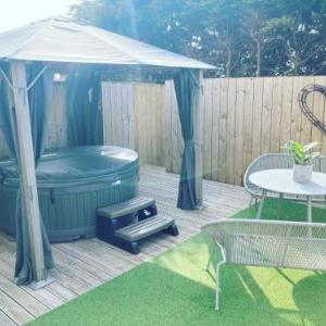 Seabourne Penthouse Stunning Seaviews with optional hot tub hire at Homesweetholidayhomes