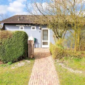 Pretty Holiday Home in Lauwersoog near Lakebeach