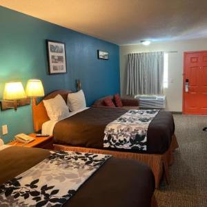 ASHWOOD INN & SUITES