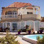 Beverley Hills Villa with 3 apartments Fuerteventura 