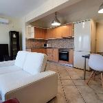 SK-George's Apartments by the Sea and Airport Porto Rafti 