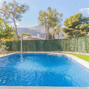 Beautiful Villa With Pool In Puerto Alcudia