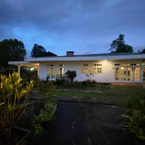 Grove House