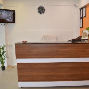 Located near by Airportvery nice and comfortable.