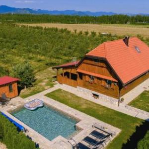 Stunning home in Gospic with Outdoor swimming pool Sauna and 3 Bedrooms