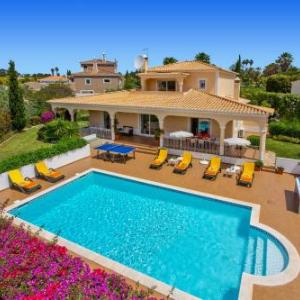 Villa Mocho by Villa Plus