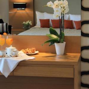 Elektra Stay Port & Sea View