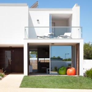 Sagres Villa Sleeps 7 with Pool and Air Con