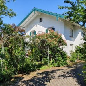 ciao-aschau Bergen Landhaus am Schellenberg FeWo Maeckelburg