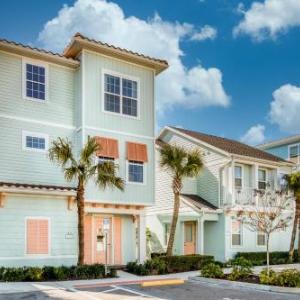 Sun Filled Cottage near Disney with Hotel Amenities at Margaritaville 7960SH