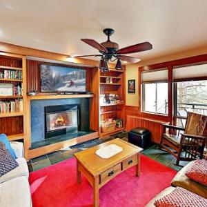 Choice Condo - Closest Lodging to Mount Bachelor! condo
