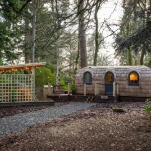 Majors Lodge - Culdees Castle Estate Glamping