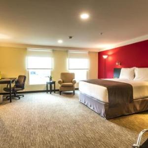 Urban Green Hotel & Suites