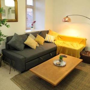 Modern & Stylish 2BD Flat in Bristol