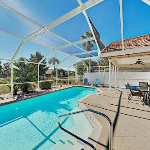 Pristine Home-Screened Lanai & Private Pool Home