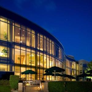 Hotels near Hazeltine National Golf Club - Oak Ridge